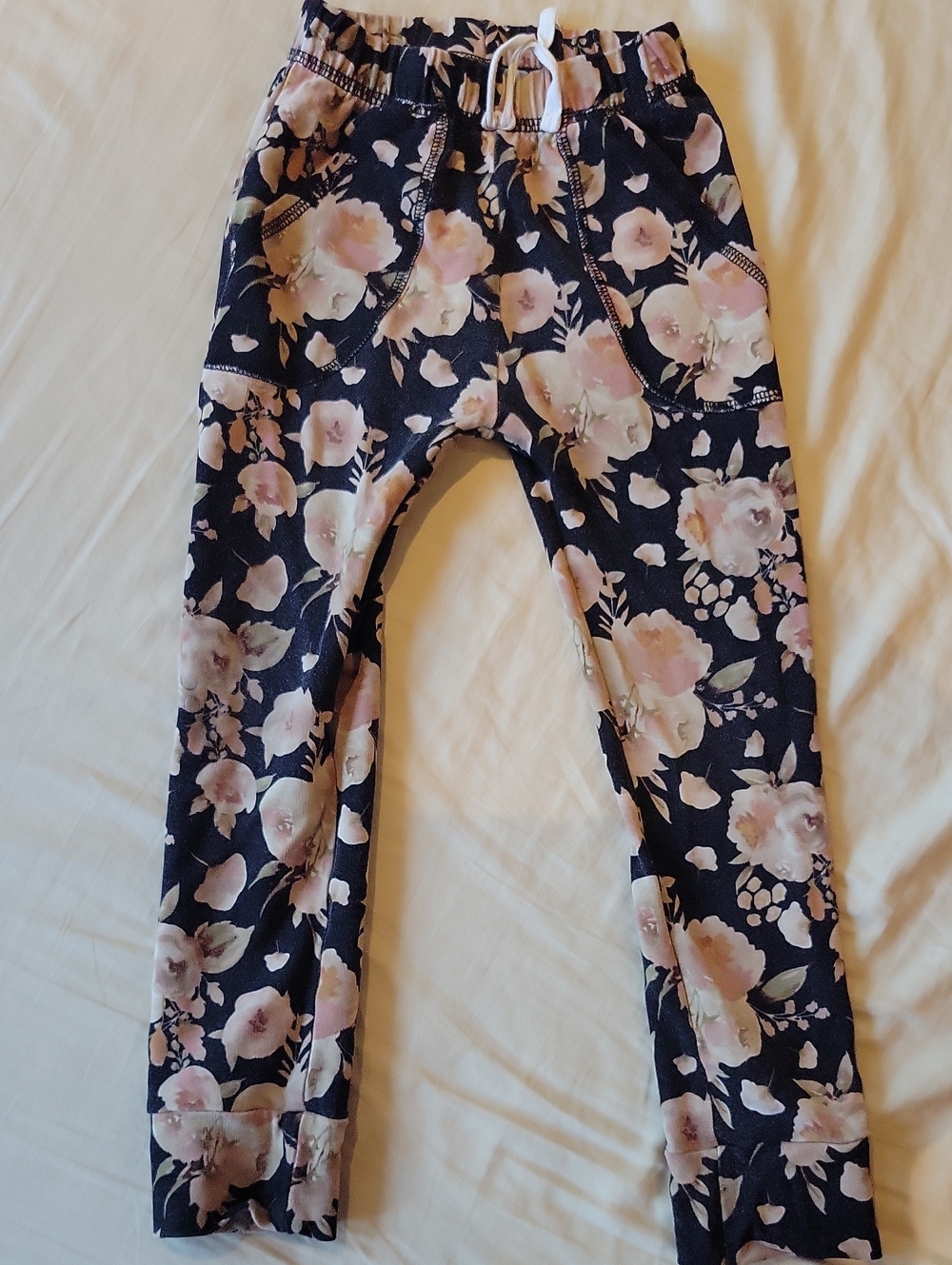 Jax And Lennon Moody Floral Joggers 4/5yr